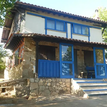 Casarural Lascanalejas * Sotoserrano